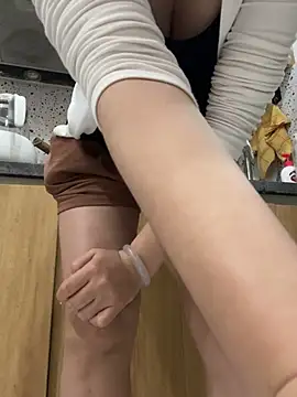 Snapshot of SISI-SEXXY chatting on 02-03-26, 01:49 SISI-SEXXY online show from 02-03-26, 01:49