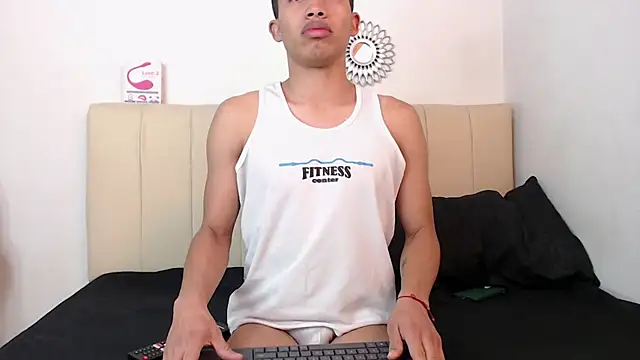 BayronSantana online show from 02-06-26, 01:10