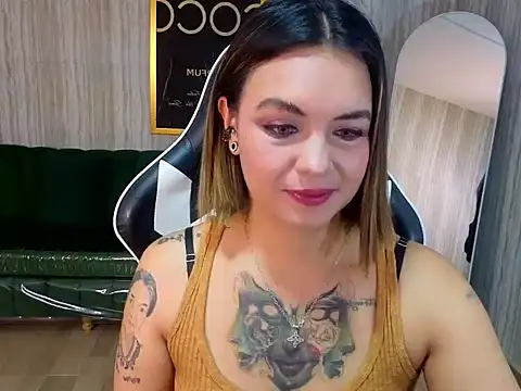 Snapshot of zarcasutra_t chatting on 01-13-26, 12:43 zarcasutra t online show from 01-13-26, 12:43