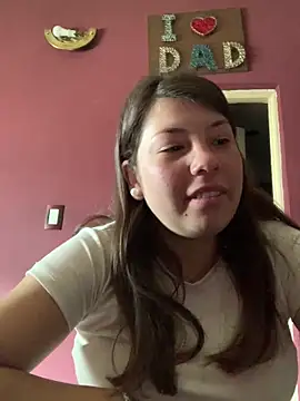 Snapshot of HotQueen777 chatting on 01-07-26, 03:58 HotQueen777 online show from 01-07-26, 03:58