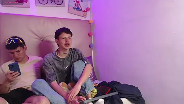 Snapshot of iam__lukas__ chatting on 01-07-26, 05:04 iam lukas online show from 01-07-26, 05:04