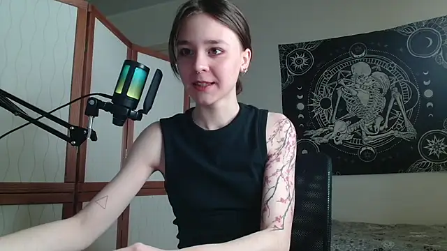 Mysterious Toy online show from 02-09-26, 05:06