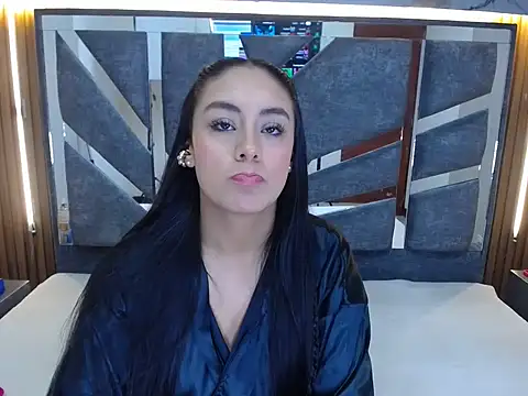 Lolacf online show from 01-13-26, 01:49