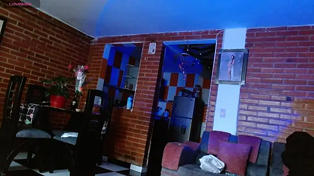 Snapshot of Lia_rouse04 chatting on 01-15-26, 12:10 Lia rouse04 online show from 01-15-26, 12:10