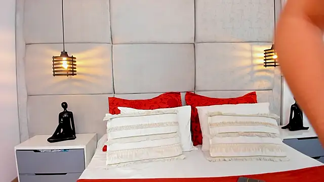 IvonneOwen online show from 02-04-26, 03:34