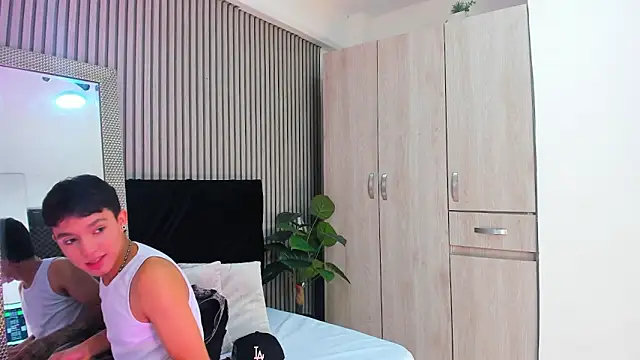 LeoHard   online show from 02-03-26, 02:10