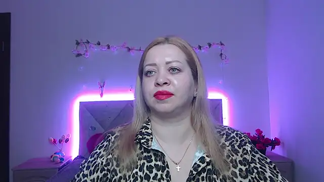 OliviaVerr online show from 04-10-26, 12:21