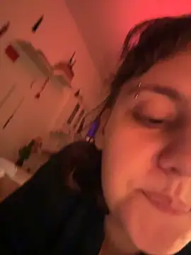 Snapshot of witchdub chatting on 02-08-26, 03:21 witchdub online show from 02-08-26, 03:21