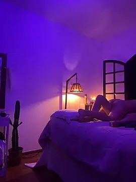 Snapshot of witchdub chatting on 02-12-26, 03:23 witchdub online show from 02-12-26, 03:23