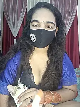 Snapshot of Ms_Zara90 chatting on 01-13-26, 05:18 Ms Zara90 online show from 01-13-26, 05:18