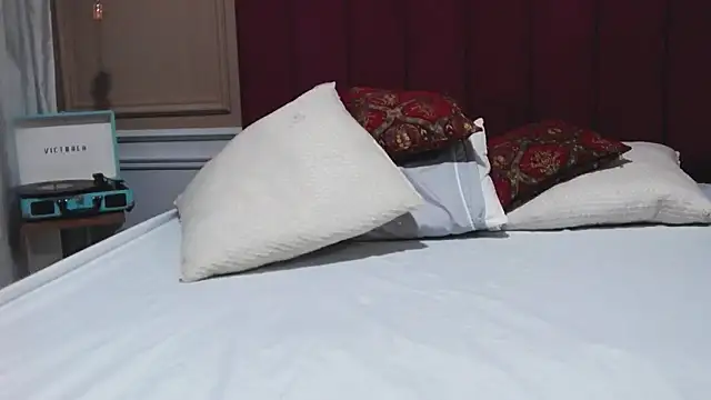 GiaTegel online show from 02-13-26, 10:39