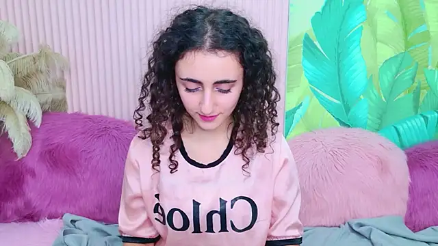 Snapshot of Susan_Fors chatting on 02-16-26, 06:42 Susan Fors online show from 02-16-26, 06:42