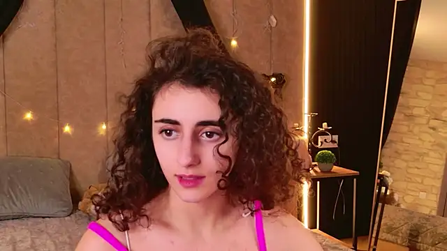 Snapshot of Susan_Fors chatting on 02-28-26, 10:16 Susan Fors online show from 02-28-26, 10:16