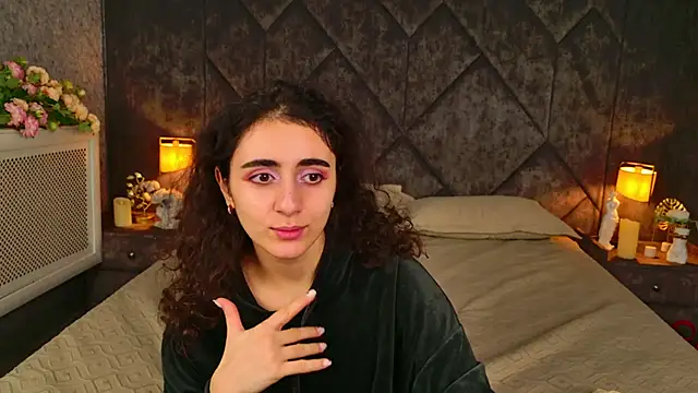 Susan Fors online show from 04-13-26, 05:35