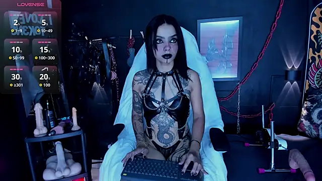 Electra Darkk online show from 05-25-26, 04:57