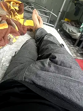 berk denizz 32 online show from 01-12-26, 09:03