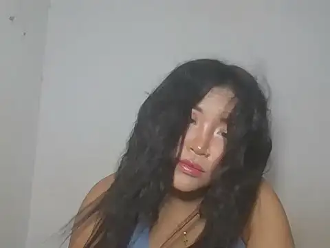 Zyeiii online show from 05-17-26, 06:37
