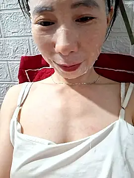 Snapshot of Adela-222 chatting on 01-13-26, 12:21 Adela-222 online show from 01-13-26, 12:21