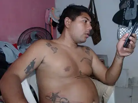 Snapshot of master_juju1924 chatting on 03-01-26, 04:36 master juju1924 online show from 03-01-26, 04:36