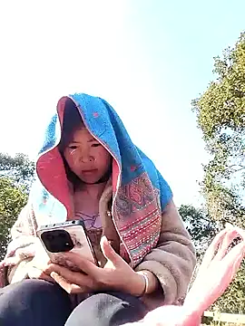 Snapshot of feli-00 chatting on 01-12-26, 02:39 feli-00 online show from 01-12-26, 02:39