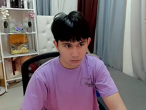 davincihugecock online show from 03-11-26, 04:35