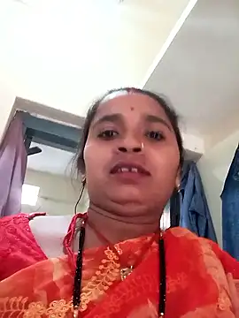 Snapshot of Hirdesh_sahu chatting on 01-08-26, 03:03 Hirdesh sahu online show from 01-08-26, 03:03