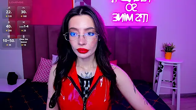Snapshot of IvyDainty chatting on 05-30-26, 01:25 IvyDainty online show from 05-30-26, 01:25