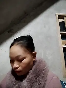 Snapshot of miray- chatting on 01-11-26, 01:16 miray- online show from 01-11-26, 01:16