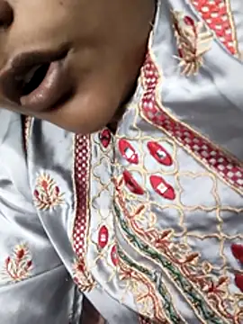 Desi Nil pori online show from 04-05-26, 04:48