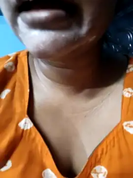 Desi Nil pori online show from 04-17-26, 05:38