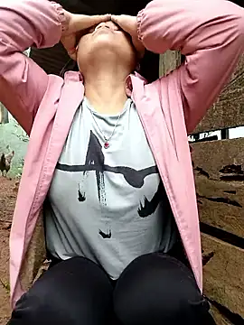 Snapshot of Chaomay_k9 chatting on 02-04-26, 01:00 Chaomay k9 online show from 02-04-26, 01:00