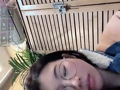 neinei bao online show from 01-09-26, 02:47