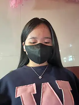 Snapshot of Gwen879 chatting on 01-15-26, 02:49 Gwen879 online show from 01-15-26, 02:49