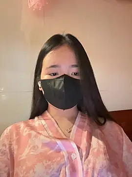 Gwen879 online show from 02-25-26, 12:20