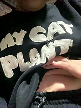 EmiZii online show from 01-08-26, 02:52