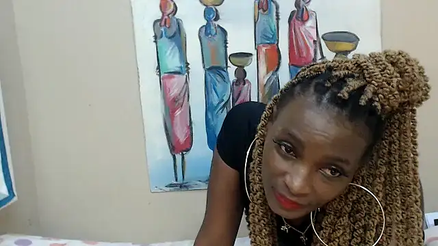 Snapshot of TallDivaNoir chatting on 06-28-26, 01:50 TallDivaNoir online show from 06-28-26, 01:50