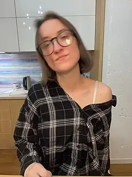 Persephone Kore online show from 05-19-26, 07:53