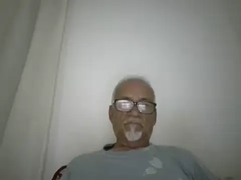 Snapshot of Patyman chatting on 05-01-26, 11:42 Patyman online show from 05-01-26, 11:42