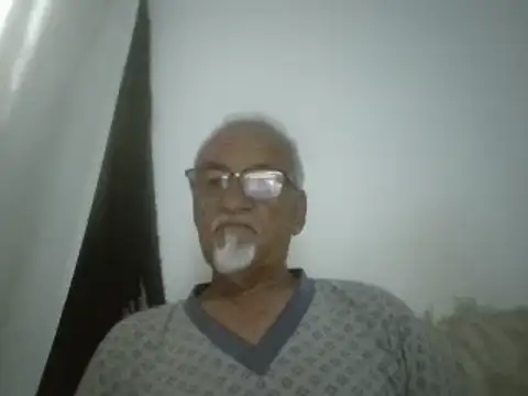 Snapshot of Patyman chatting on 07-06-26, 10:56 Patyman online show from 07-06-26, 10:56