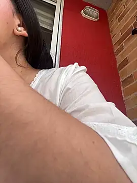 Veronica Wins  online show from 04-01-26, 05:54