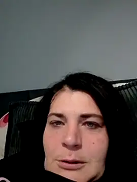 Snapshot of roksa2026 chatting on 07-12-26, 04:42 roksa2026 online show from 07-12-26, 04:42