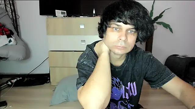 Snapshot of LorenzoBoy99 chatting on 01-14-26, 09:31 LorenzoBoy99 online show from 01-14-26, 09:31