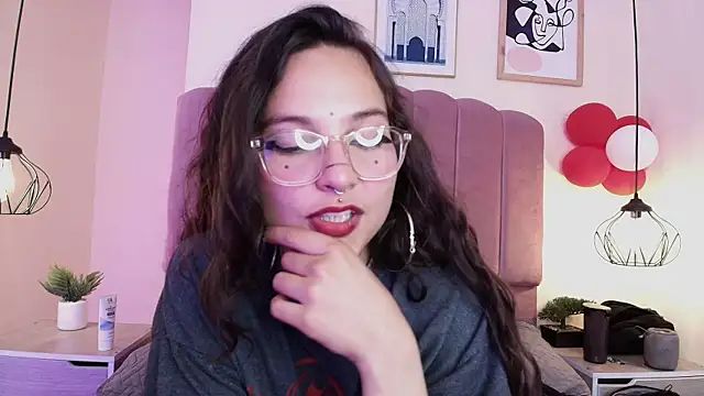 Hanabie  online show from 04-11-26, 07:45