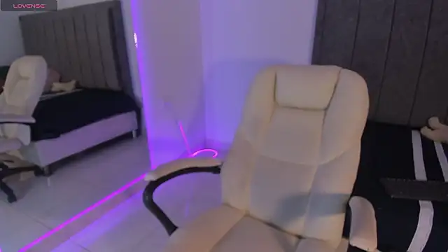 rosse taylorx1 online show from 03-07-26, 06:49