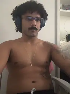 Snapshot of Gustavo17model chatting on 03-02-26, 05:31 Gustavo17model online show from 03-02-26, 05:31