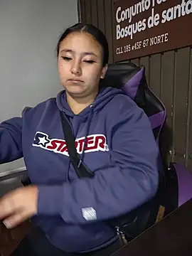 Snapshot of Cute_Penelope_ chatting on 01-14-26, 11:27 Cute Penelope online show from 01-14-26, 11:27