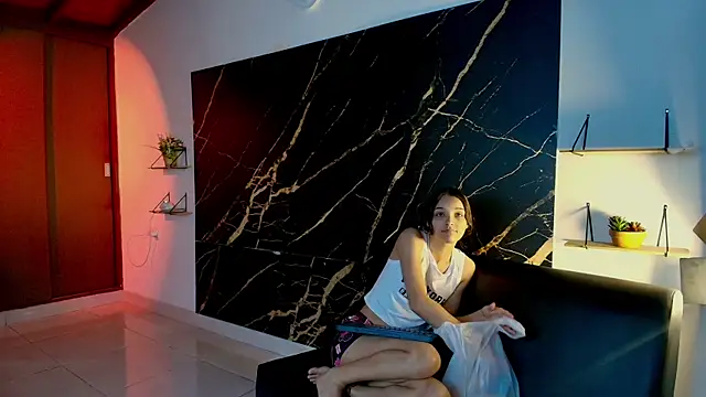 uncontrolled fire online show from 03-01-26, 07:16