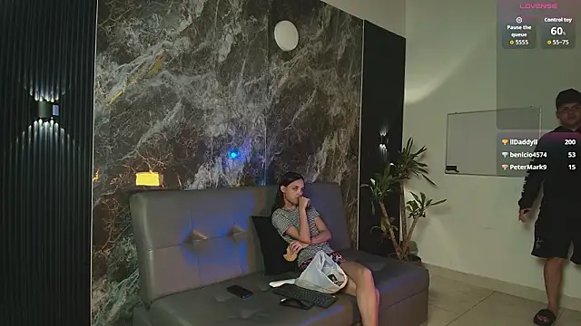 uncontrolled fire online show from 03-05-26, 07:10