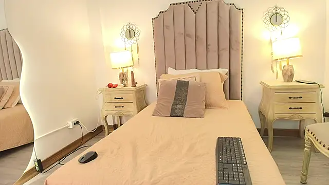 kimberly colle7 online show from 05-31-26, 02:53