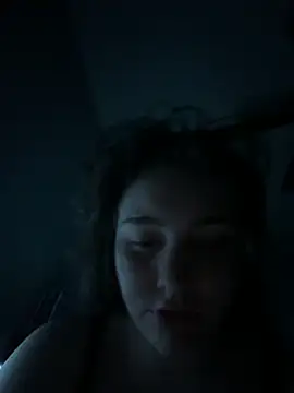 Snapshot of julia4thewin chatting on 05-01-26, 04:17 julia4thewin online show from 05-01-26, 04:17